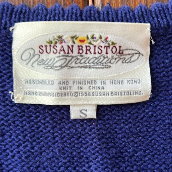 Vintage Susan Bristol Hand Embroidered Blue Knit Vest with Ribbon Detail - Picture 7 of 8